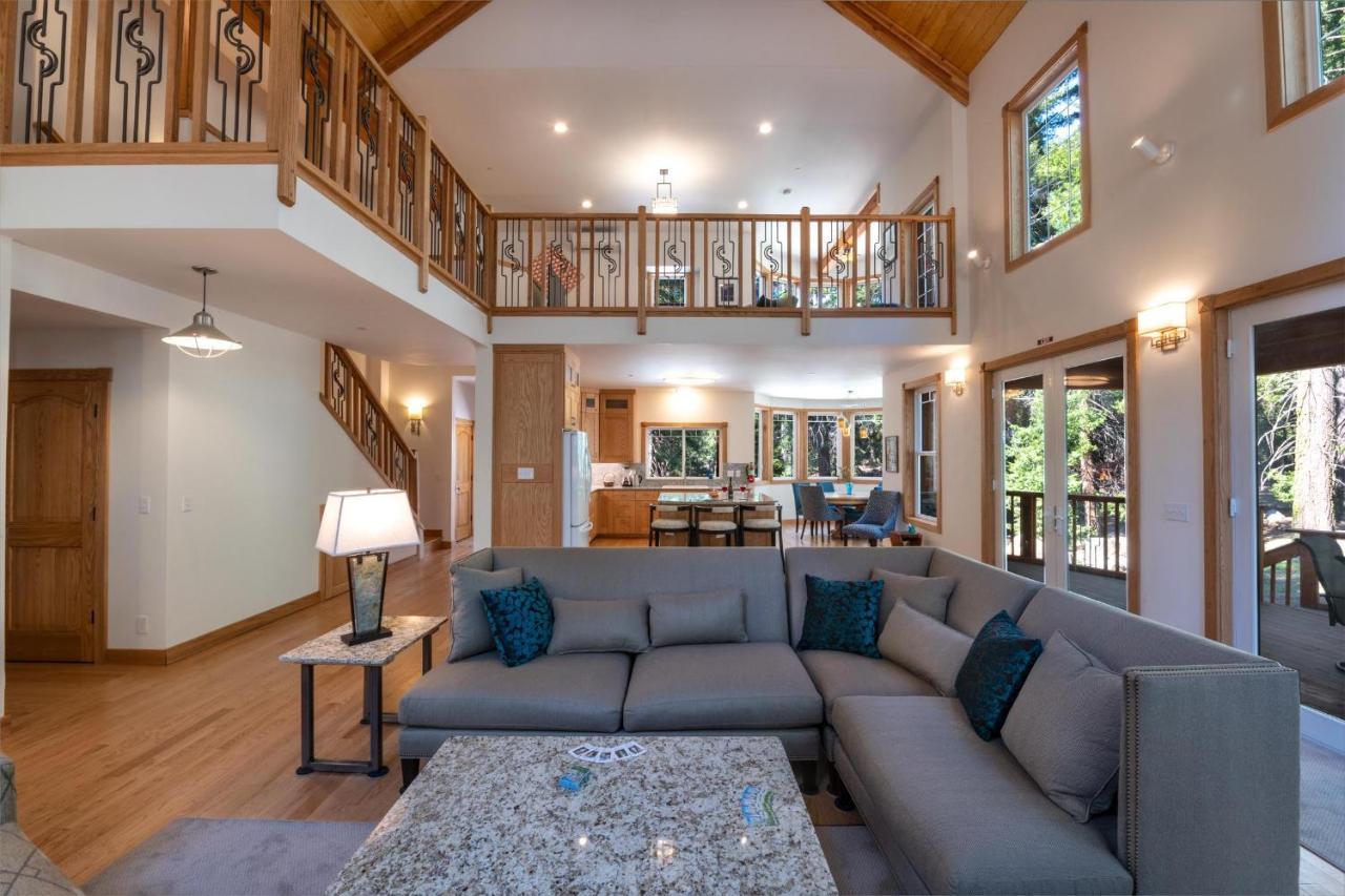A Blue Sky Lodge Yosemite West Ngoại thất bức ảnh